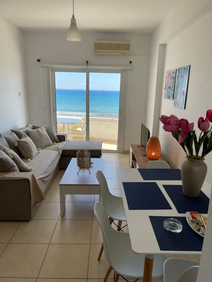 לרנקה Alex Beach Apartment 31 מראה חיצוני תמונה