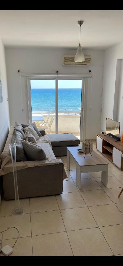 לרנקה Alex Beach Apartment 31 מראה חיצוני תמונה